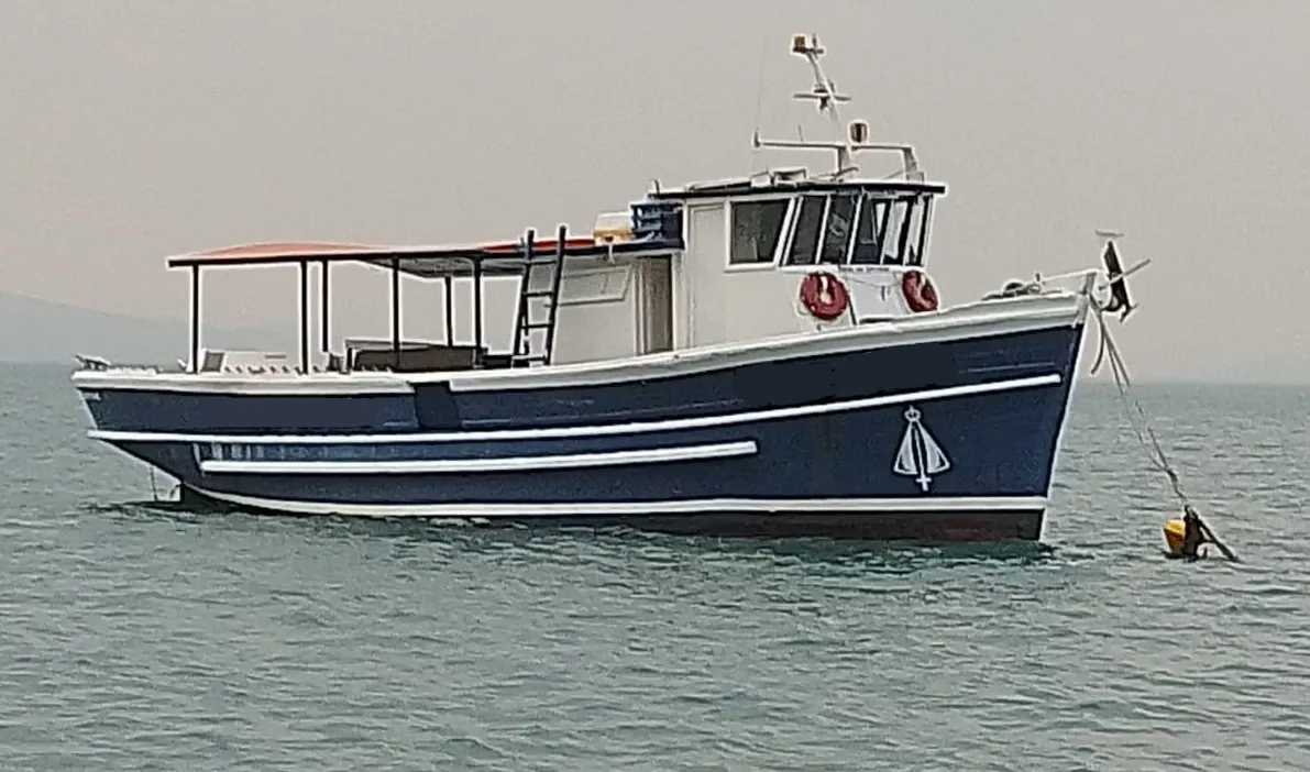 Barco de Pesca Barco 60 pés - Foto 2 mostrando detalhes da embarcação