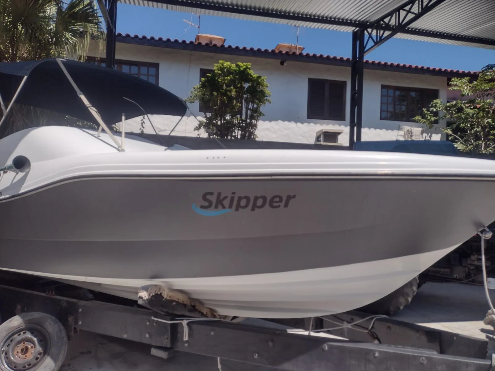 Lancha Alternativa 21 pés - Foto 6 mostrando detalhes da embarcação