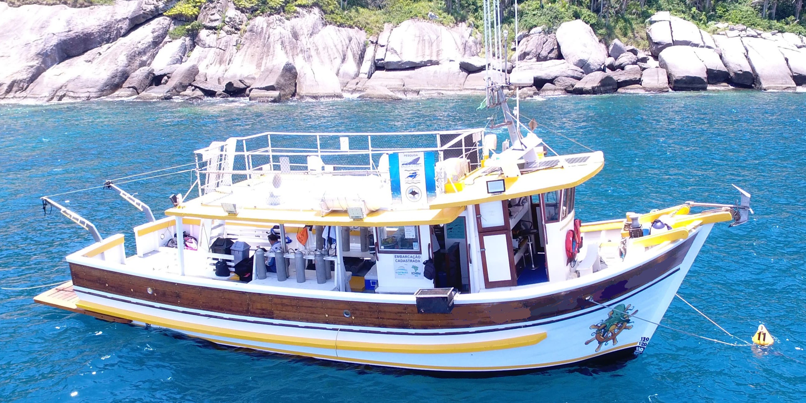 Passeio de Traineira em Caraguatatuba, Ubatuba, São Sebastião e Ilhabela