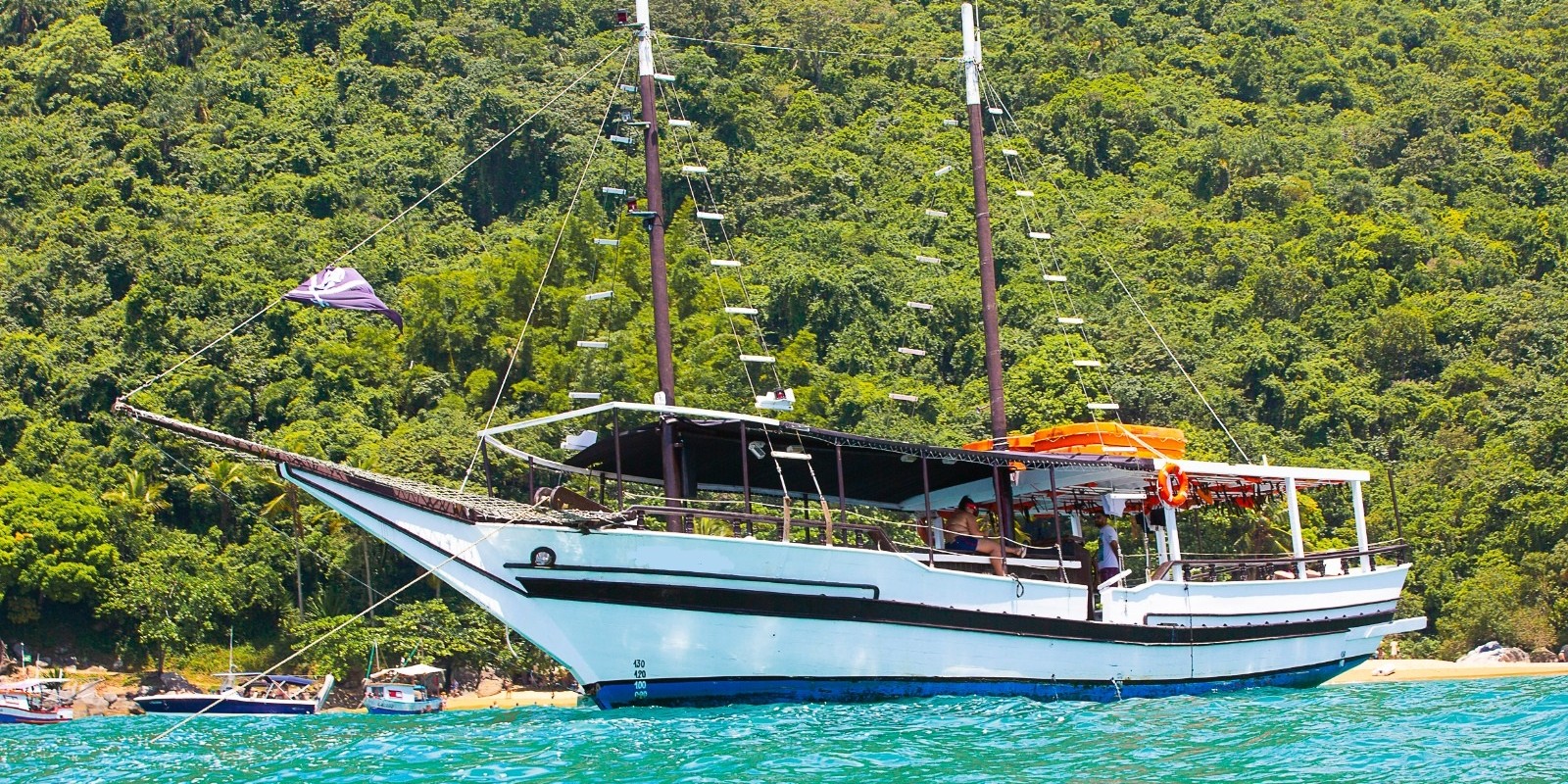 Passeio de Escuna em Caraguatatuba, Ubatuba, São Sebastião e Ilhabela