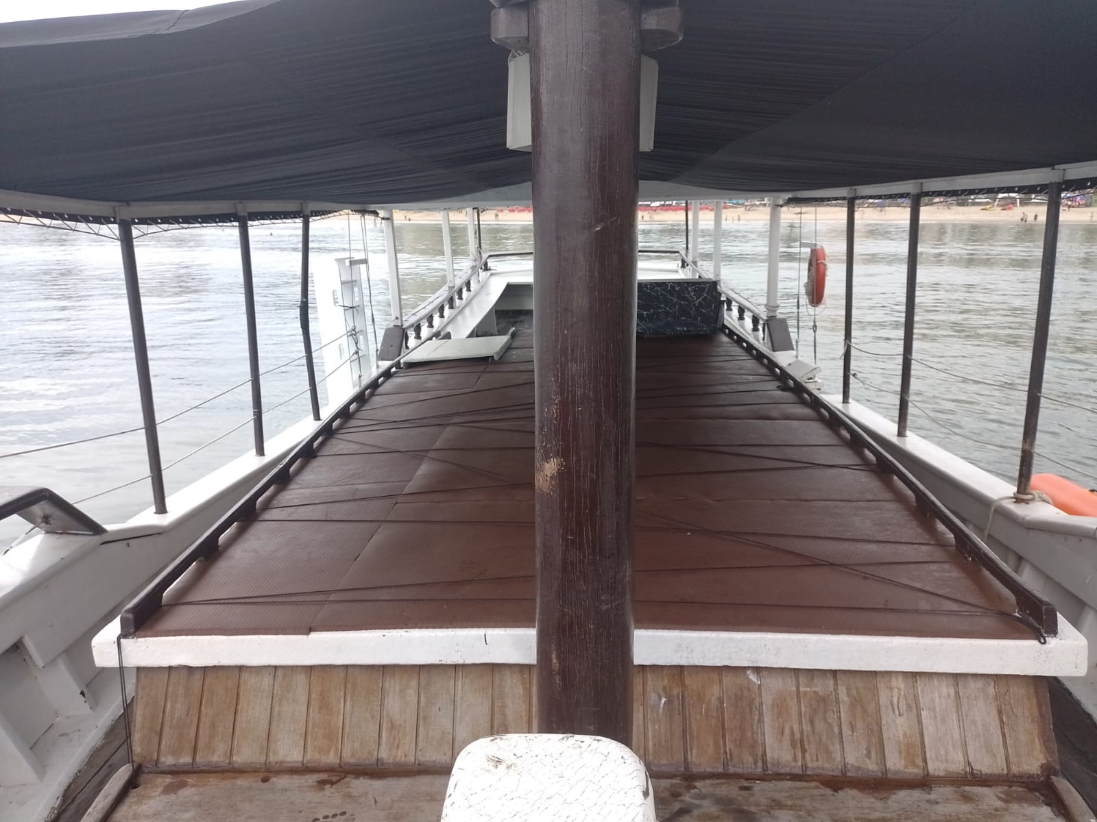 Foto da embarcação