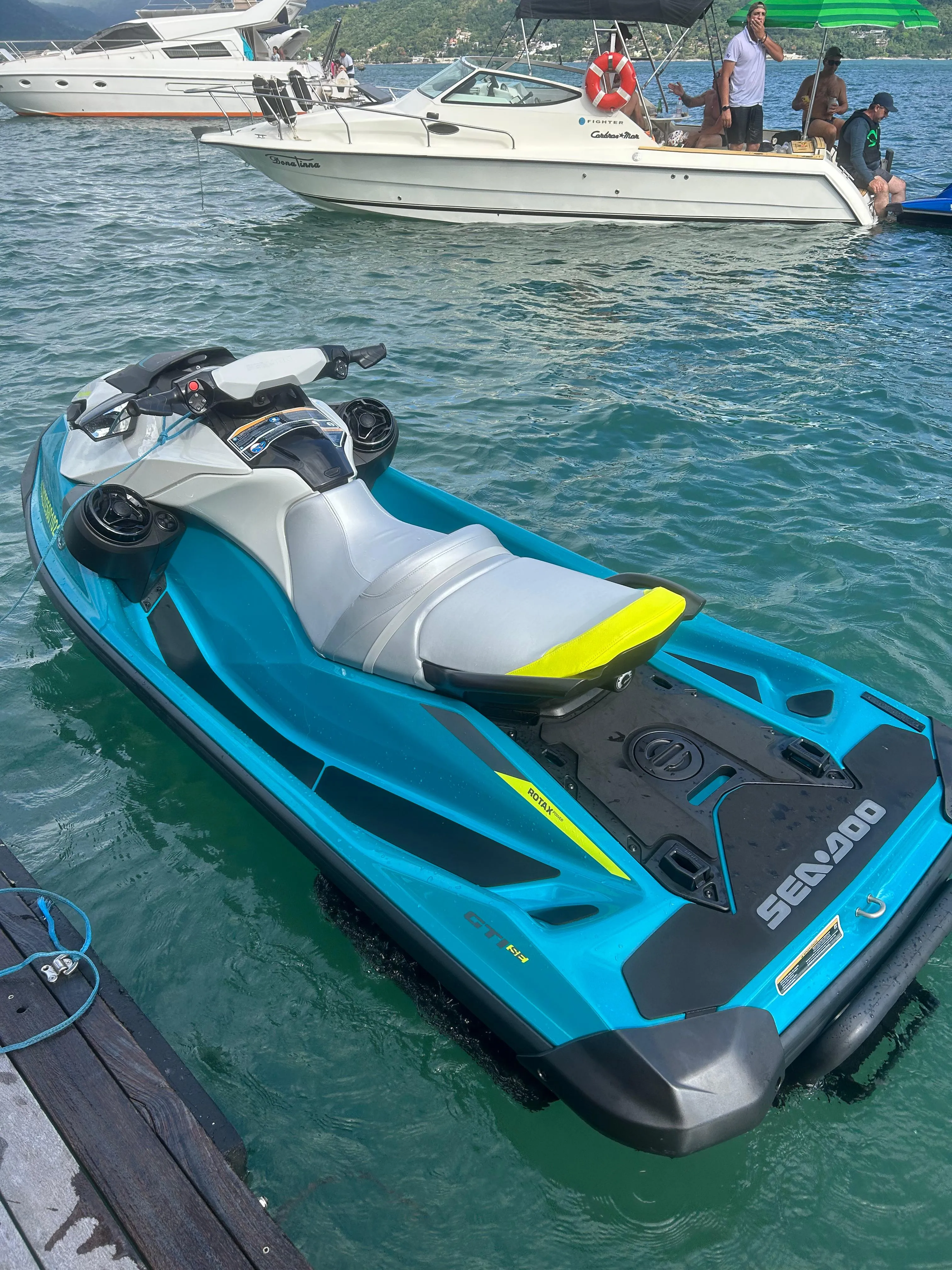 Jetski Seadoo GTI 170 - Foto 3 mostrando detalhes do jetski em São Sebastião, Ilhabela