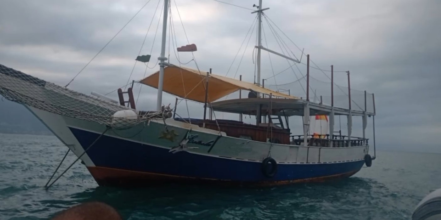 Passeio de Escuna em Caraguatatuba, Ubatuba, São Sebastião e Ilhabela