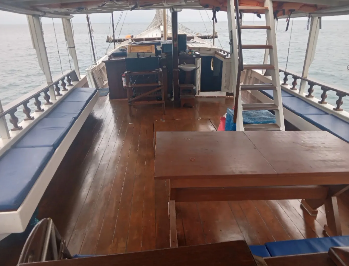 Escuna 60 pés - Foto 4 mostrando detalhes da embarcação