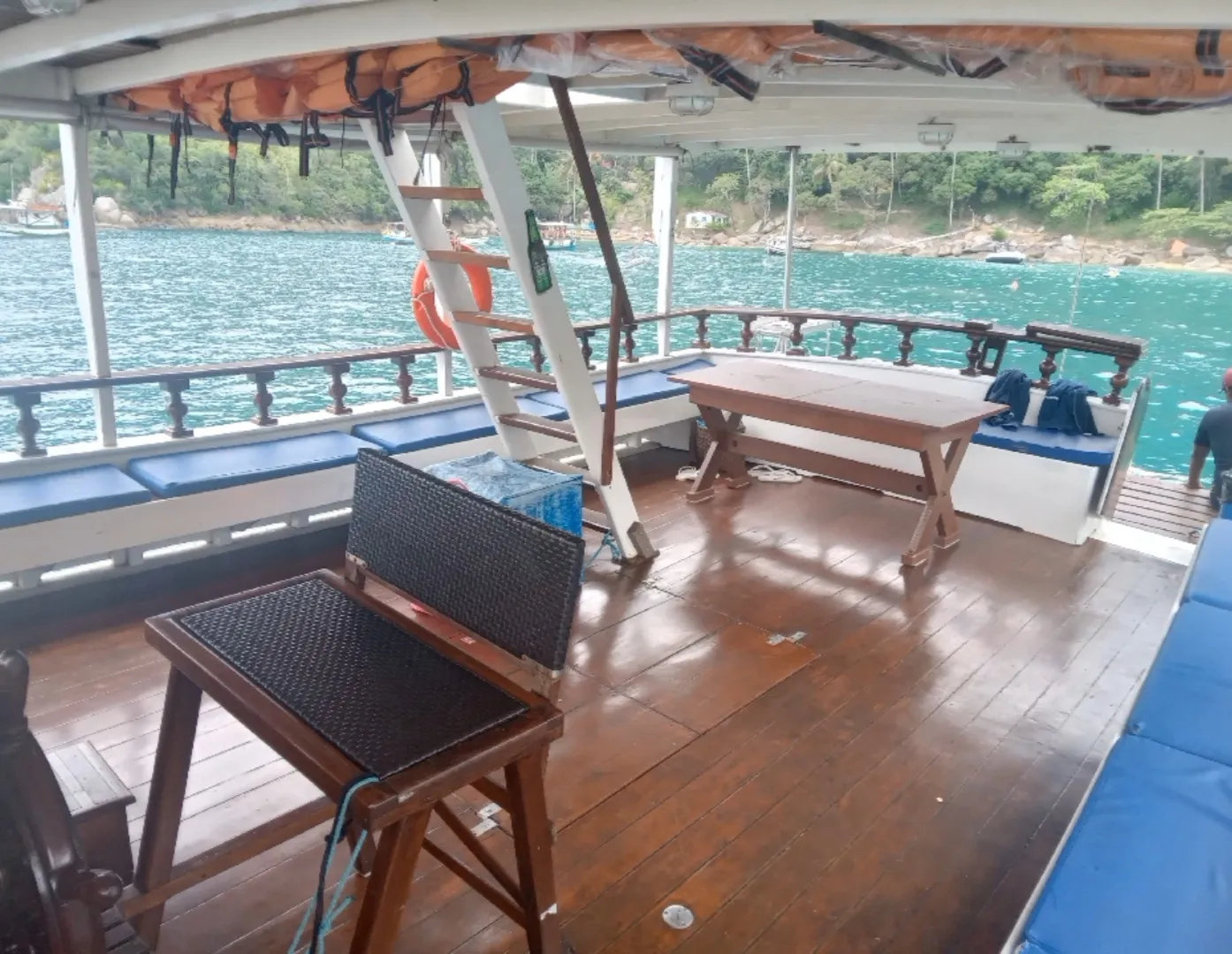 Escuna 60 pés - Foto 7 mostrando detalhes da embarcação