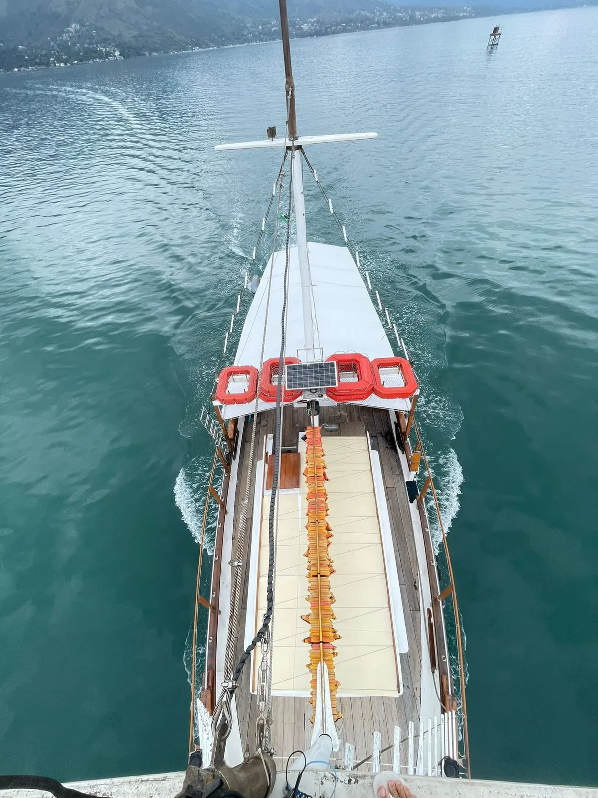 Escuna 75 pés - Foto 5 mostrando detalhes da embarcação