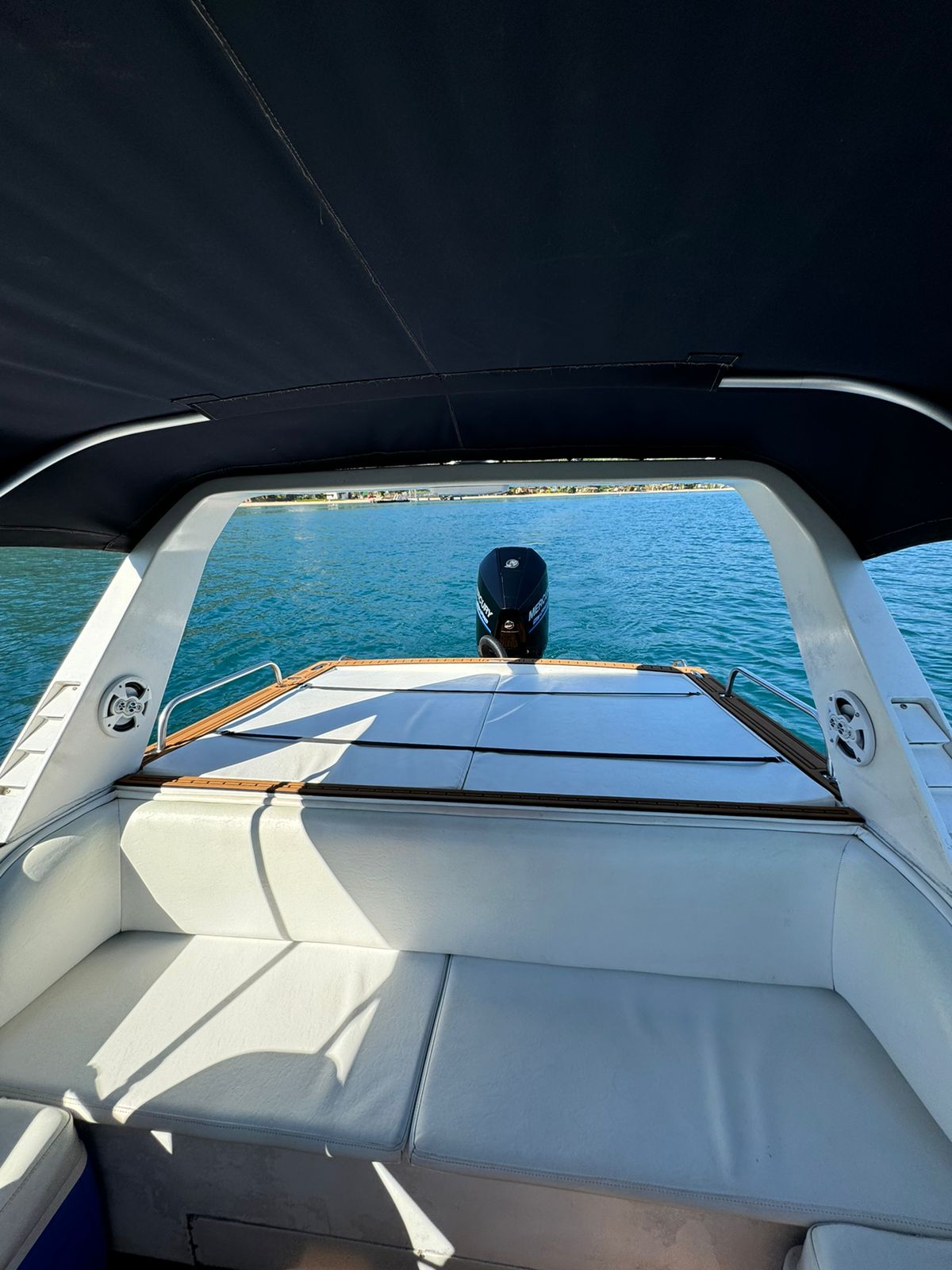 Foto da embarcação